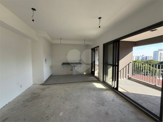 Apartamento à venda com 2 quartos, sendo 1 suíte,  em Santana, São Paulo, SP