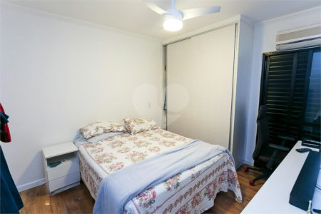 Apartamento à venda com 3 quartos, sendo 1 suíte,  em Paraíso do Morumbi, São Paulo, SP