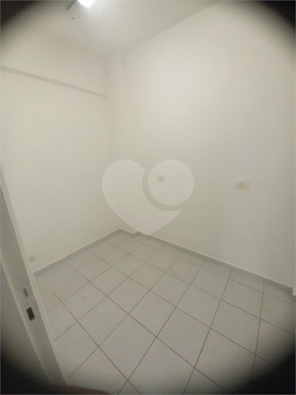 Apartamento à venda com 3 quartos, sendo 1 suíte, em Pinheiros, São Paulo, SP