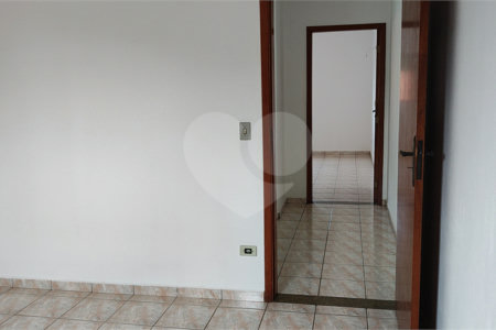 Sobrado à venda com 3 quartos, sendo 1 suíte, em Ressaca, Atibaia, SP