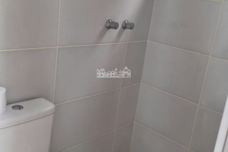 Casa à venda com 3 quartos, sendo 1 suíte, em Residencial Jardins da Catalunha, Atibaia, SP
