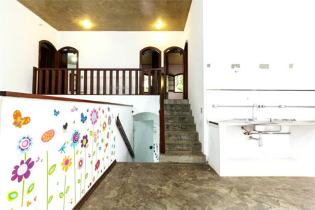 Casa à venda com 4 quartos, sendo 1 suíte,  em Jardim das Bandeiras, São Paulo, SP