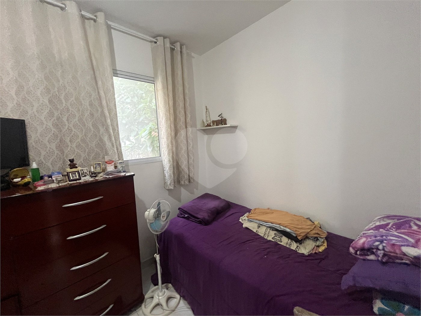 Casa à venda com 3 quartos, sendo 1 suíte,  no condomínio Capigaí, São Paulo - SP
