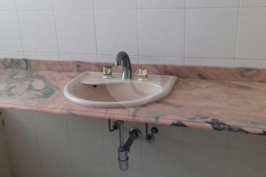 Sobrado à venda com 3 quartos, sendo 1 suíte,  em Vila Pereira Barreto, São Paulo, SP
