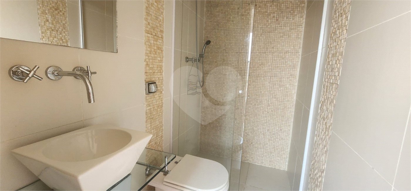 Apartamento à venda ou para alugar com 4 quartos, sendo 1 suíte, em Vila Nova Conceição, São Paulo, SP