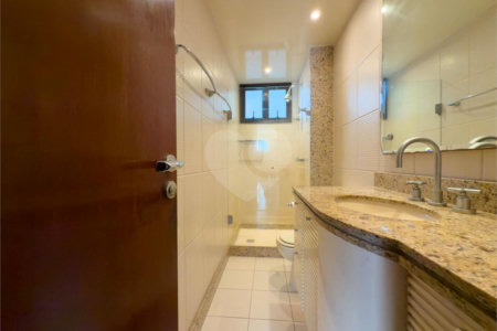 Apartamento à venda com 3 quartos, sendo 2 suítes, em Leblon, Rio de Janeiro, RJ