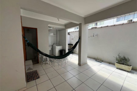 Casa com 3 dormitórios à venda, 142 m² por R$ 675.000,00 - Centro - São Vicente/SP