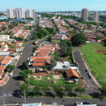 Terreno à venda em Parque Laranjeiras, Araraquara, SP