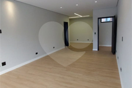 Casa à venda com 5 suítes no condomínio Figueira Garden, Atibaia - SP