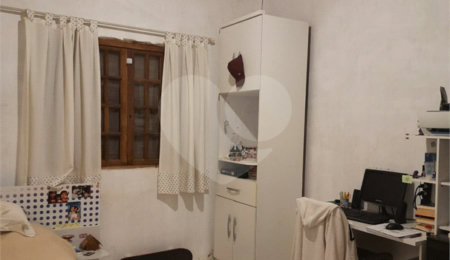 Casa à venda com 2 quartos, sendo 1 suíte,  em Jardim Leonor, Itatiba, SP