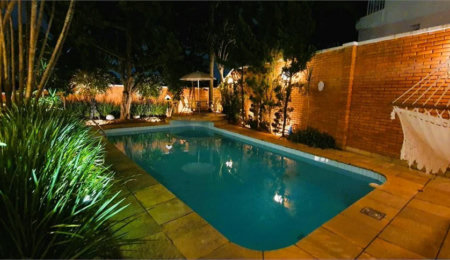 Casa à venda com 5 suítes em Jardim Leonor, São Paulo, SP
