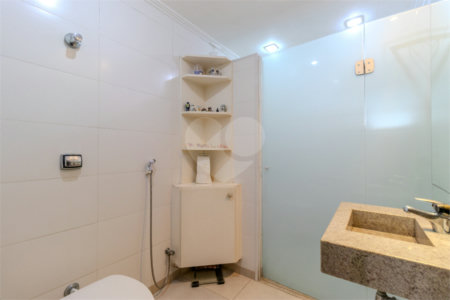 Apartamento à venda com 3 quartos, sendo 1 suíte,  em Granja Julieta, São Paulo, SP