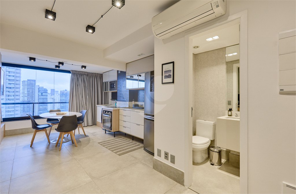 Apartamento à venda com 1 suíte em Vila Olímpia, São Paulo, SP