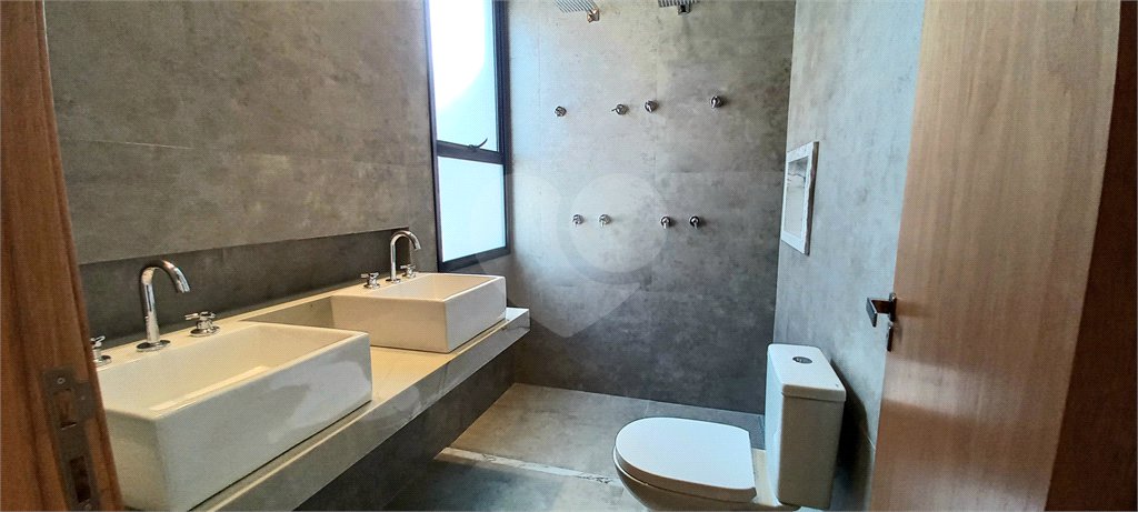 Casa Térrea à venda com 3 suítes em Jardim Valencia, Ribeirão Preto, SP