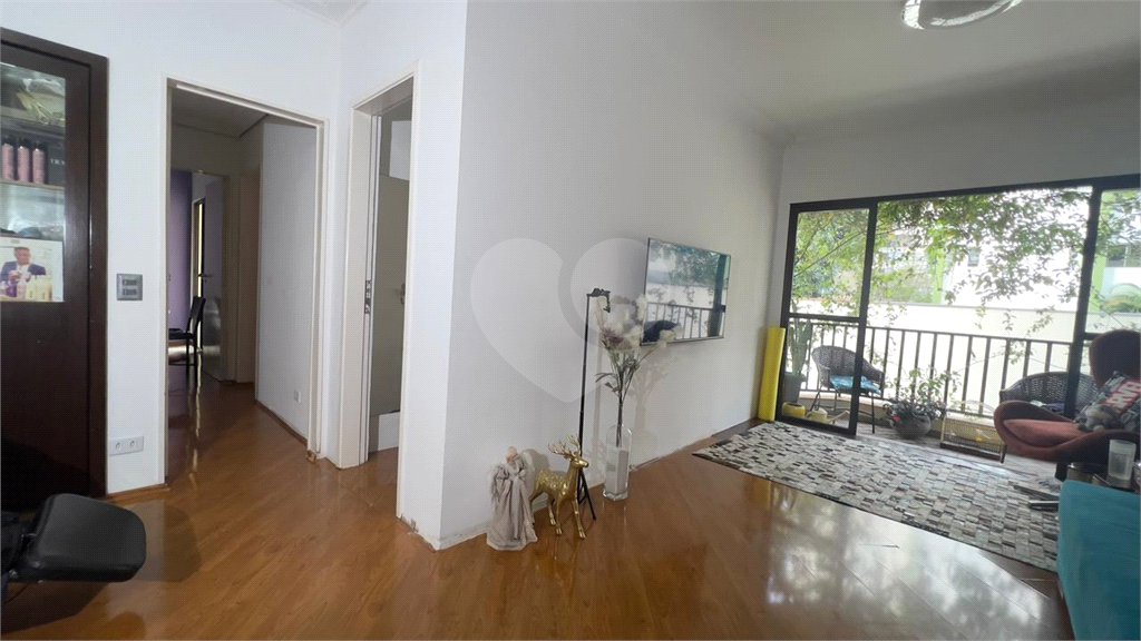 Apartamento à venda com 3 suítes em Cerqueira César, São Paulo, SP