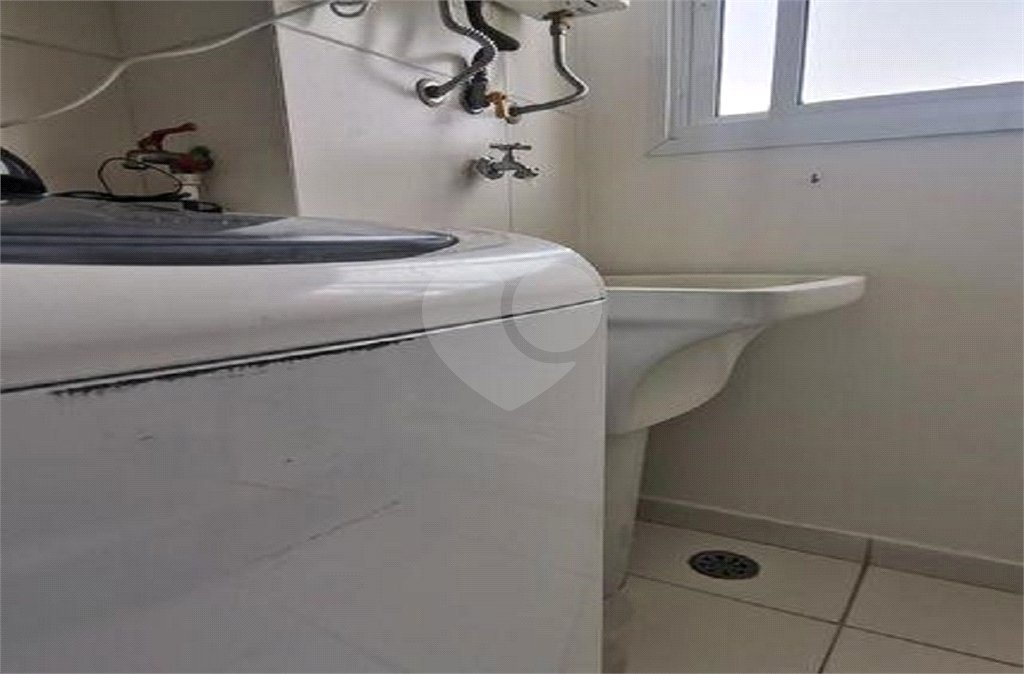 Apartamento à venda com 2 quartos em Parque Reboucas, São Paulo, SP