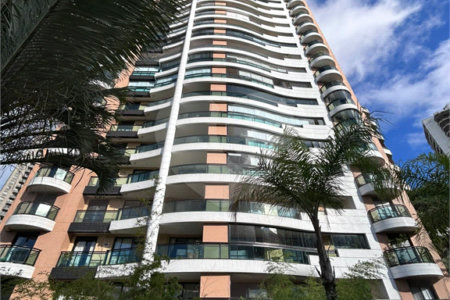 Apartamento à venda com 3 suítes em Vila Suzana, São Paulo, SP