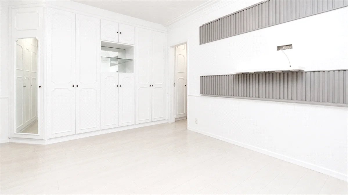 Apartamento à venda com 4 quartos, sendo 2 suítes, em Brooklin Paulista, São Paulo, SP