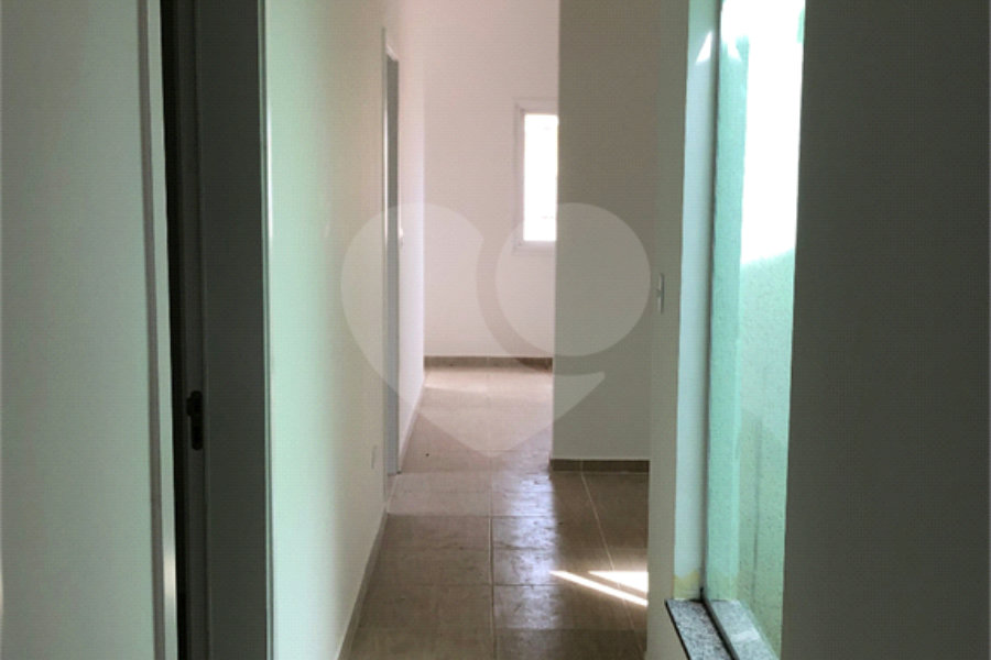Casa à venda com 3 quartos, sendo 1 suíte, no condomínio Marfi Iii- Fase Iii, Bom Jesus dos Perdões - SP