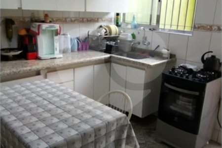 Casa à venda com 3 quartos, sendo 1 suíte,  em Santana, São Paulo, SP