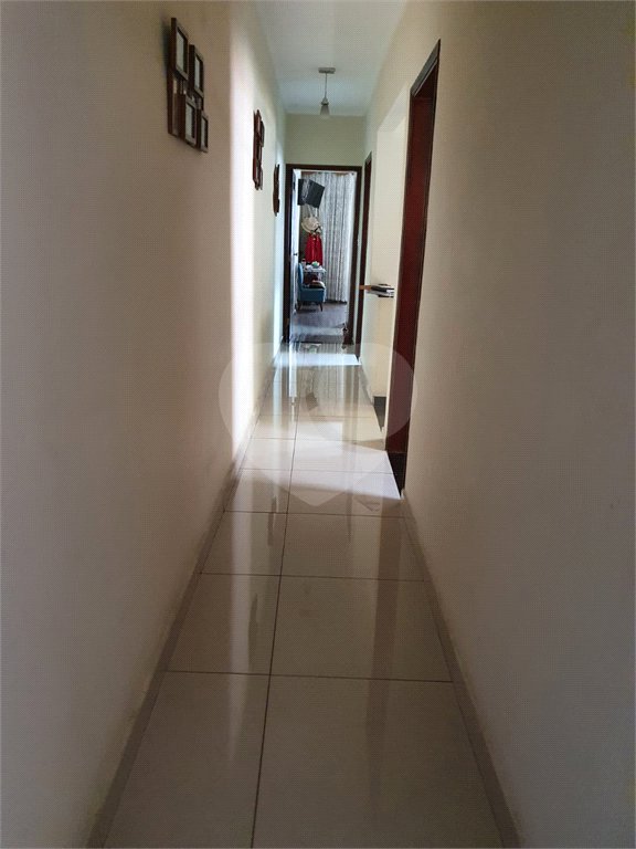 Sobrado à venda com 3 quartos, sendo 1 suíte, em Tremembé, São Paulo, SP
