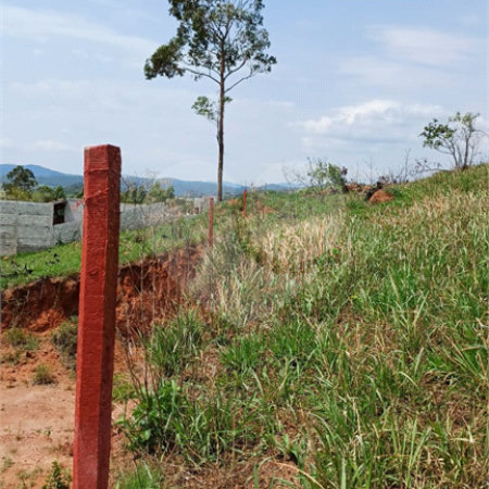 Terreno à venda no Centro, Bom Jesus dos Perdões, SP