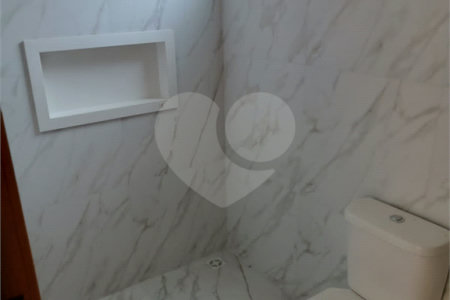 Sobrado à venda com 3 quartos, sendo 1 suíte,  em Residencial Jardins da Catalunha, Atibaia, SP