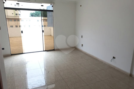 Sobrado à venda com 3 quartos, sendo 2 suítes, em Parada Inglesa, São Paulo, SP