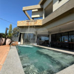 Casa à venda com 5 quartos, sendo 4 suítes,  em Village do Lago, Três Lagoas, MS