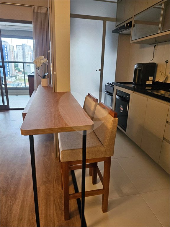 Apartamento Novo, 2 Dormitórios sendo 1 suíte, Completamente Mobiliado! PRONTO PARA MORAR!