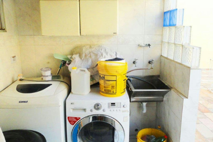 Casa Térrea à venda com 3 quartos, sendo 1 suíte, em Vila Galvão, Guarulhos, SP