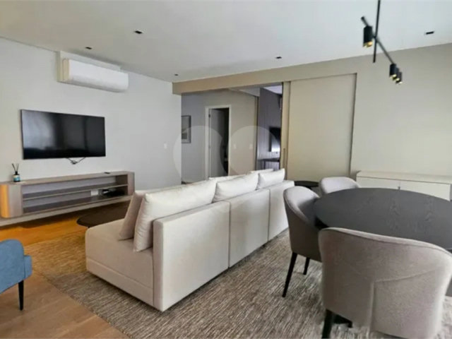 Apartamento para alugar com 2 quartos, sendo 1 suíte,  em Perdizes, São Paulo, SP