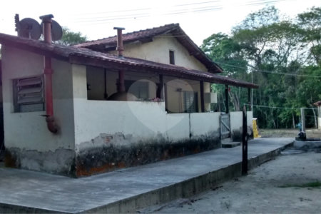 Sítio à venda com 2 quartos em Mogi das Cruzes, SP