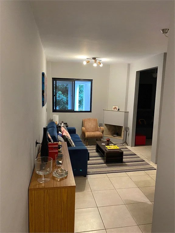 Apartamento à venda com 3 quartos, sendo 1 suíte,  em Vila Andrade, São Paulo, SP