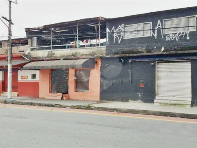 Sobrado à venda com 10 quartos em Vila Guilherme, São Paulo, SP