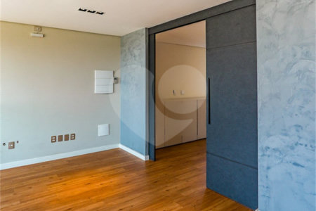 Casa à venda com 3 quartos, sendo 2 suítes, no condomínio Residencial Mont'alcino, Valinhos - SP