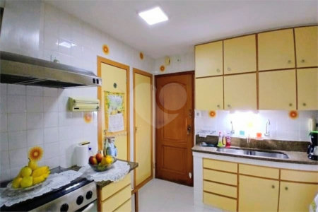 Apartamento à venda com 3 quartos, sendo 1 suíte,  em Tijuca, Rio de Janeiro, RJ