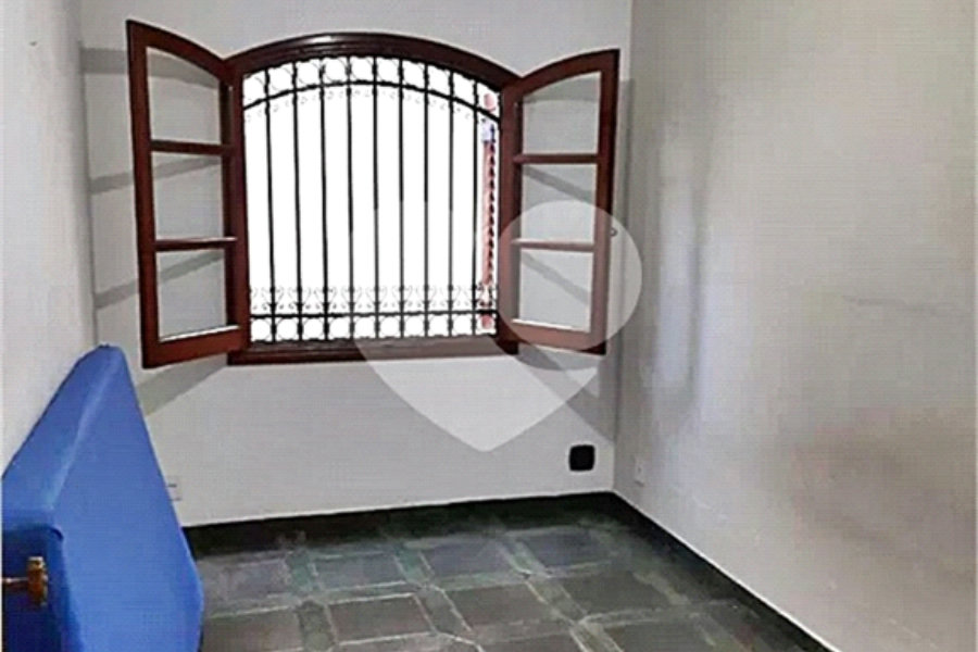 Sobrado à venda com 4 quartos, sendo 2 suítes, em Santana, São Paulo, SP
