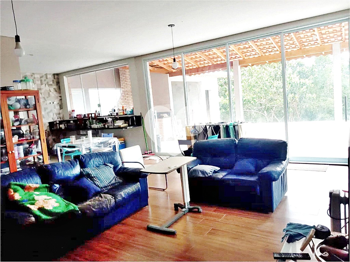 Casa à venda com 4 quartos, sendo 3 suítes, no condomínio Residencial Ecologico da Cantareira, Mairiporã - SP