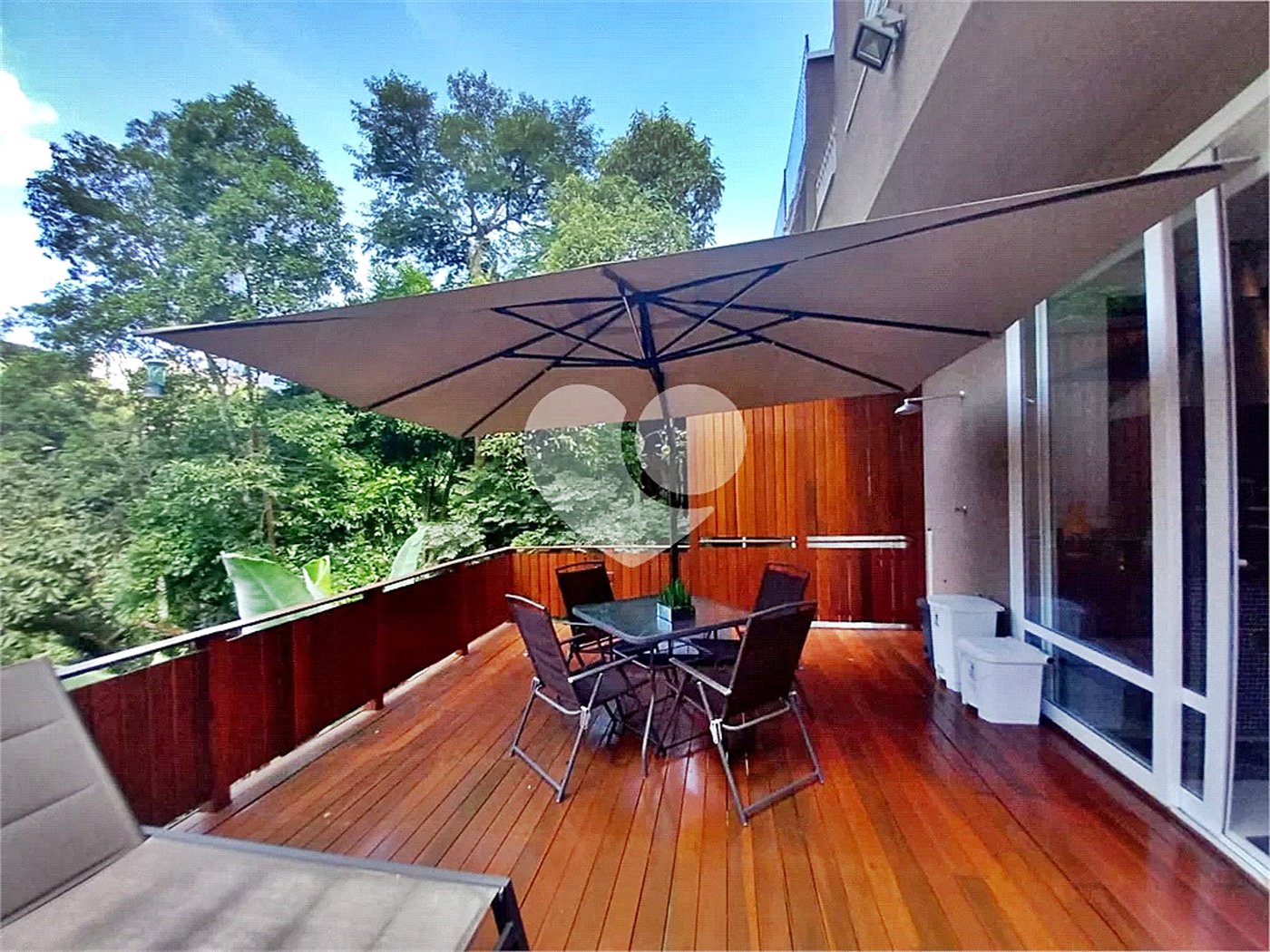 Casa à venda com 4 quartos, sendo 3 suítes,  no condomínio Itatinga 1, São Paulo - SP