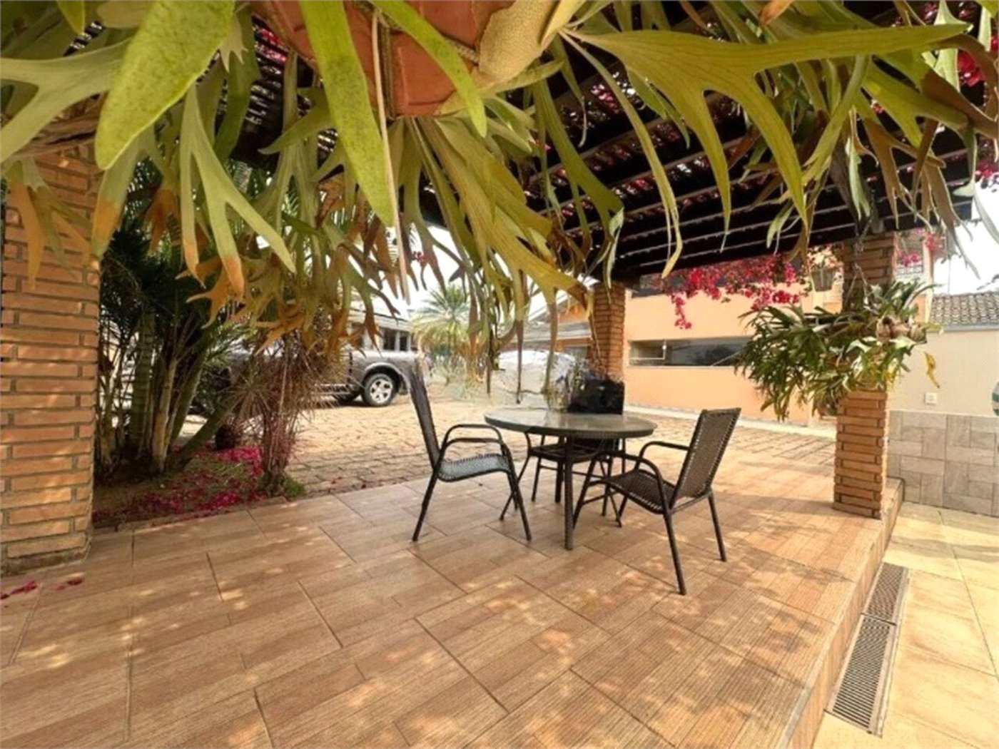Casa à venda com 3 quartos, sendo 1 suíte, no condomínio Residencial Delle Stelle, Louveira - SP