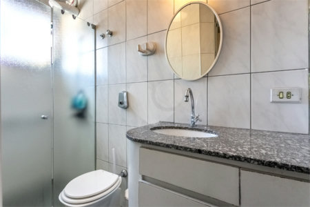 Sobrado à venda com 3 quartos, sendo 1 suíte, em Jardim Prudência, São Paulo, SP