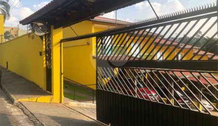 Casa à venda com 2 quartos no condomínio Residencial Armênia, Ferraz de Vasconcelos - SP