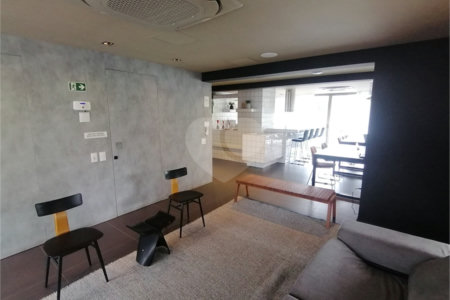 Apartamento à venda ou para alugar com 1 quarto em Cerqueira César, São Paulo, SP