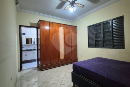 Casa à venda com 3 quartos, sendo 1 suíte, em Vila Angélica, Sorocaba, SP