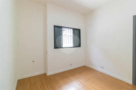 Casa Térrea à venda com 3 quartos, sendo 1 suíte, em Santo Amaro, São Paulo, SP