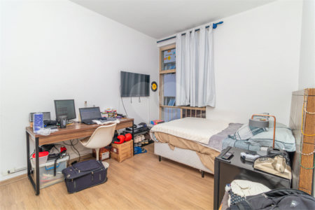 Apartamento à venda com 4 quartos, sendo 1 suíte,  em Higienópolis, São Paulo, SP