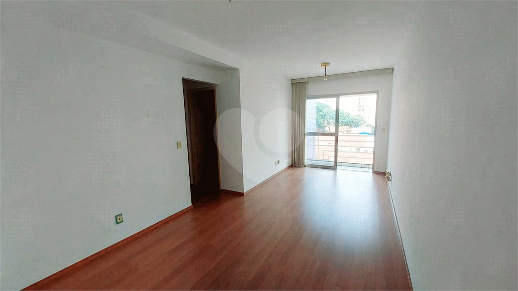 Apartamento à venda com 3 quartos, sendo 1 suíte, em Vila Olímpia, São Paulo, SP