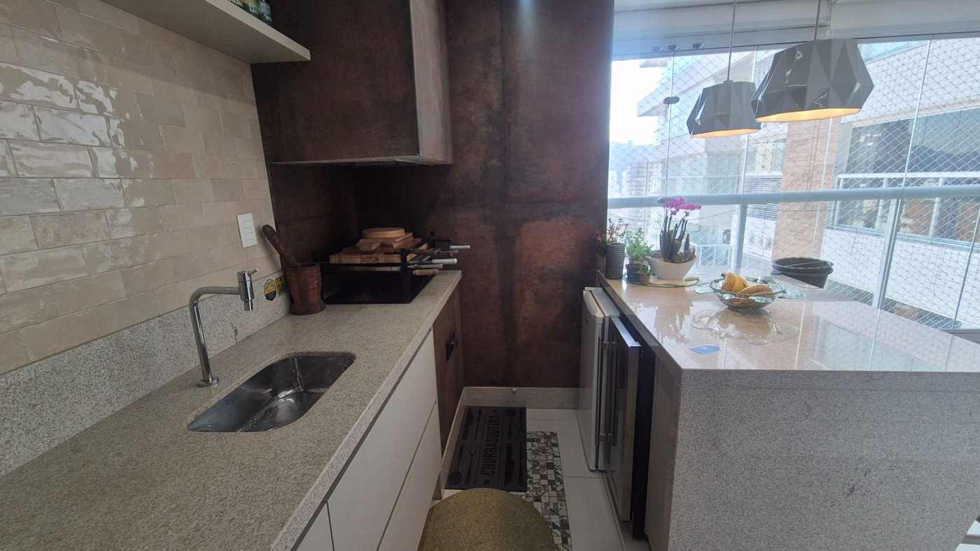 Apartamento com 3 dormitórios à venda, 144 m² por R$ 2.400.000,00 - Gonzaga - Santos/SP