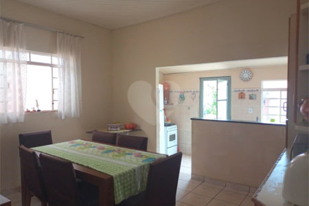 Casa à venda com 3 quartos, sendo 1 suíte, em Vila Regina, Itapetininga, SP